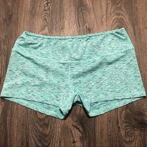 Fleo Shorts